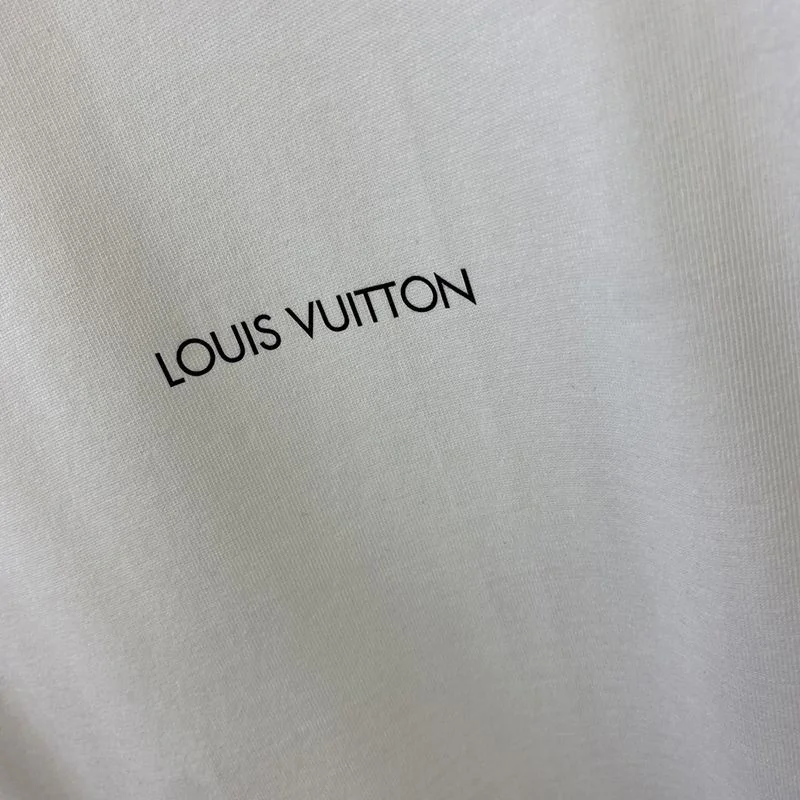 世界中で大人気♪ルイヴィトン☆プリントTシャツ vuk18454
