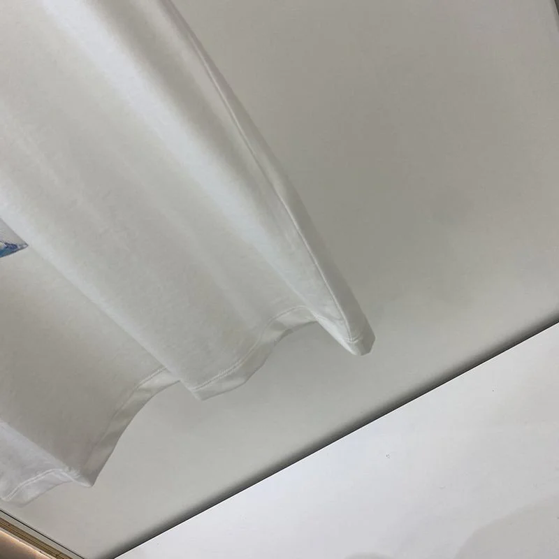 世界中で大人気♪ルイヴィトン☆プリントTシャツ vuk18454