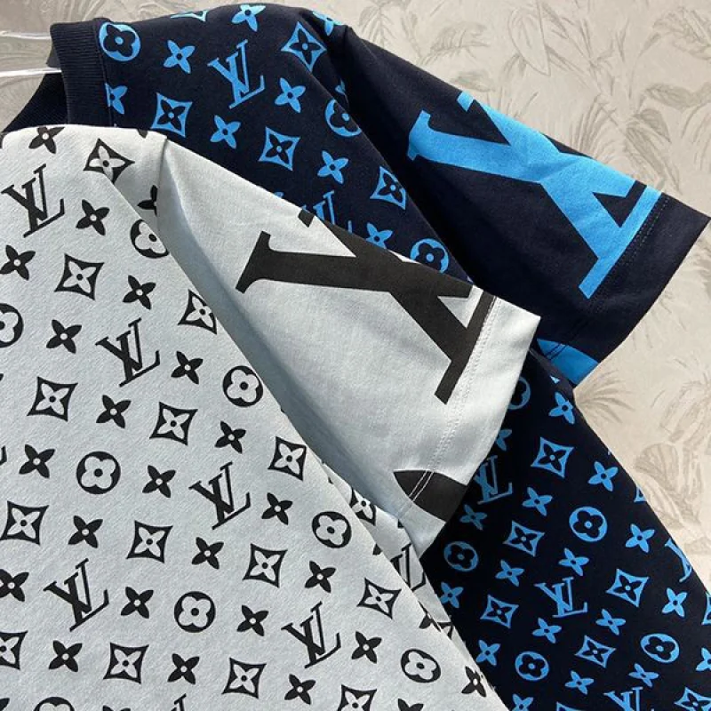 争奪戦 ルイヴィトン モノグラム Tシャツ偽物 vum15188