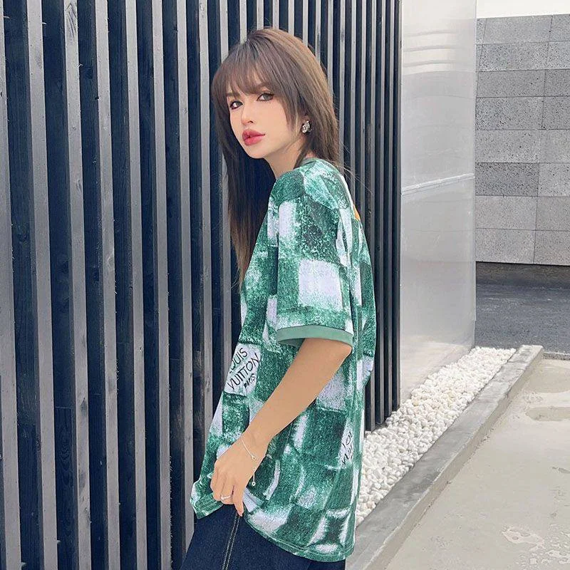 目を惹くカラールイヴィトン ダミエ コットン Tシャツ コピー vum66712