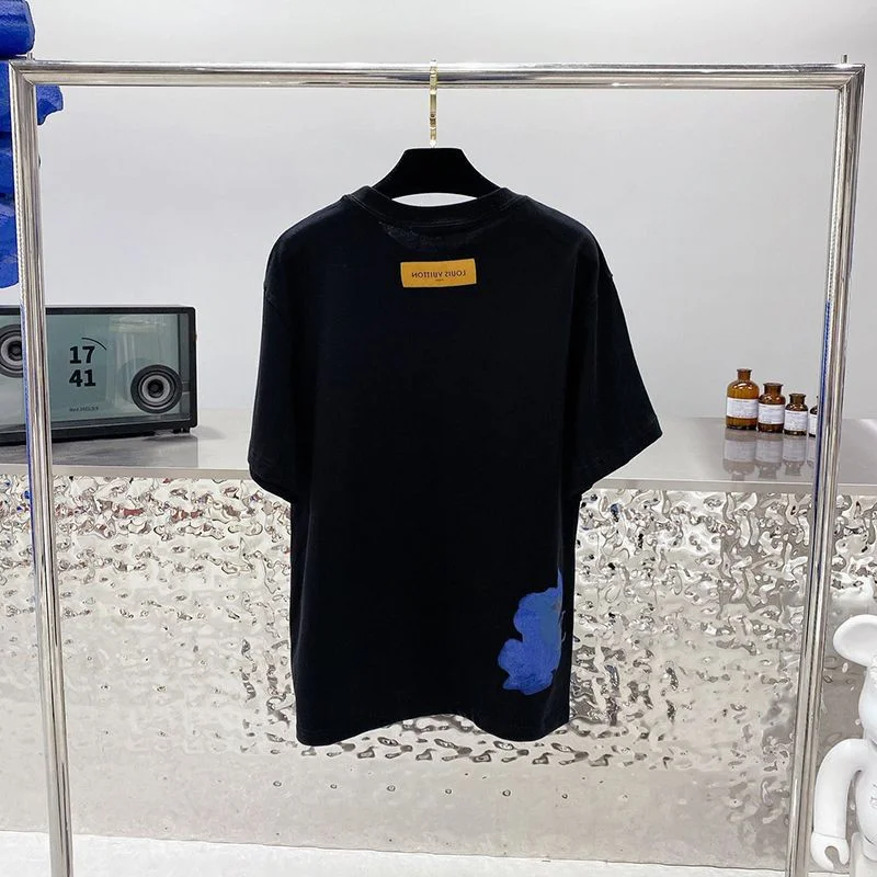 世界中で大人気♪ルイヴィトン Tシャツ トップス 半袖 偽物 vuo28919