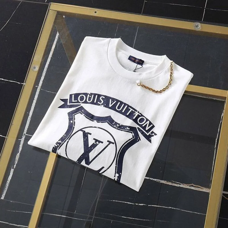 超話題!ルイヴィトン LVコートオブアームシグネチャーTシャツ コピー vuo67018