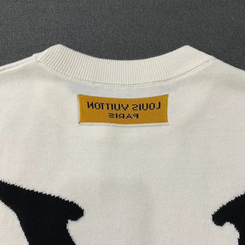 争奪戦ルイヴィトン Tシャツ コピー 21SS フロウティングLVプリンテッド vut78473