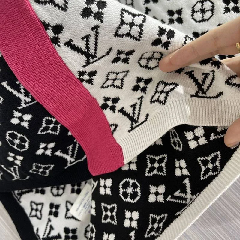 稀少ルイヴィトン コピー フューシャアクセントマスキュリンTシャツ vuq58373