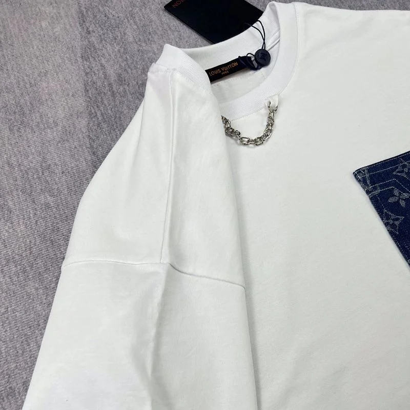 定番アクセス数No.1☆​ルイヴィトン レディース モノグラムポケットTシャツ コピー vuz37413