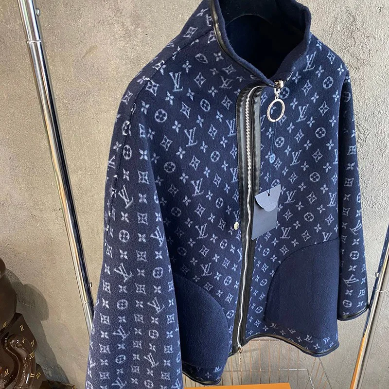 21-22AW★​ルイヴィトン コート コピー★モノグラム フーデッド ラップコート vur06533