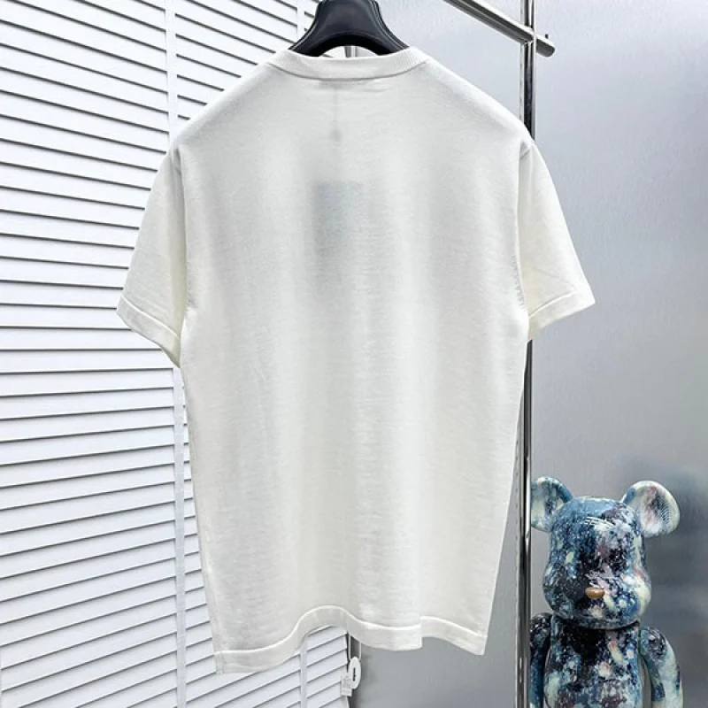 ルイヴィトン コピー「LVM」ロゴ クルーネック 白Tシャツ vur41302