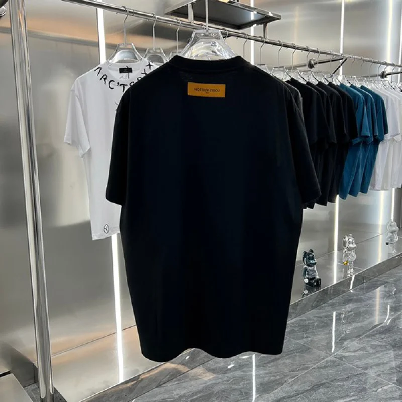 ルイヴィトン サイケデリック フラワー Tシャツ 偽物 草間彌生 LV vur84140