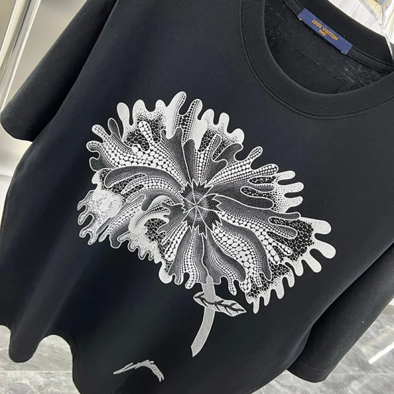 ルイヴィトン サイケデリック フラワー Tシャツ 偽物 草間彌生 LV vur84140