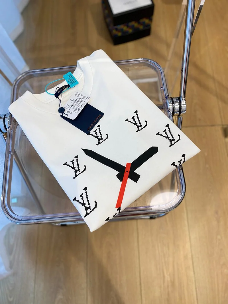 累積売上総額第1位!【ルイヴィトン Tシャツ 偽物】プリント コットンTシャツ vus86992