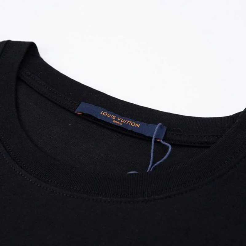 世界中で大人気♪ルイヴィトン nigo コラボ クルーネックTシャツ コピー ダック vut38937