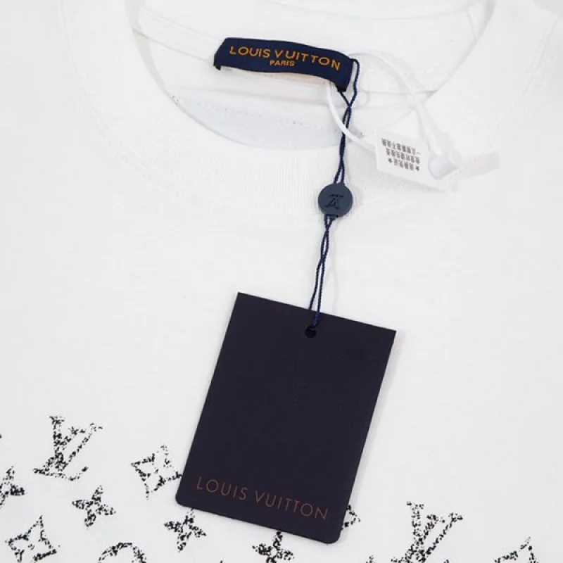 【入手困難★】ルイヴィトン 偽物 通販 モノグラムグラデーションTシャツ vut77772