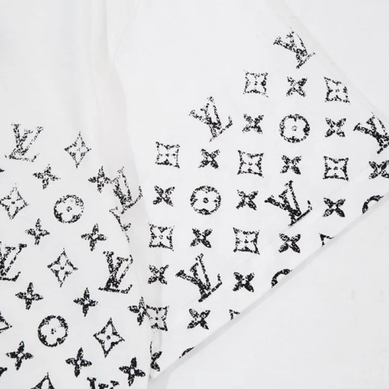 【入手困難★】ルイヴィトン 偽物 通販 モノグラムグラデーションTシャツ vut77772