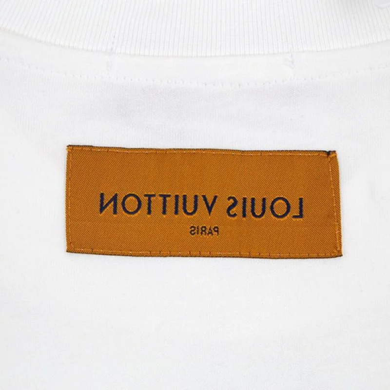 【入手困難★】ルイヴィトン 偽物 通販 モノグラムグラデーションTシャツ vut77772