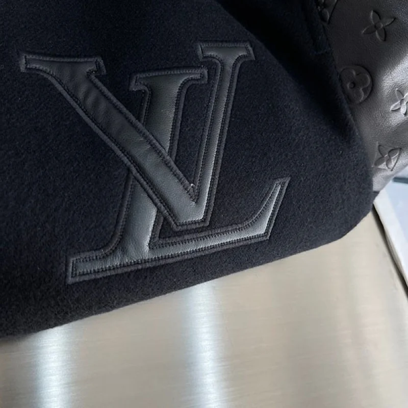 ルイヴィトン モノグラムフリースパーカ コピー vuu46572