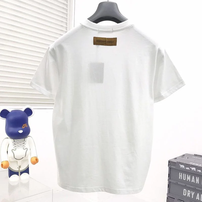 入手困難◆ルイヴィトン スーパーコピー Tシャツ トップス 半袖 メンズ レッド vuu76548