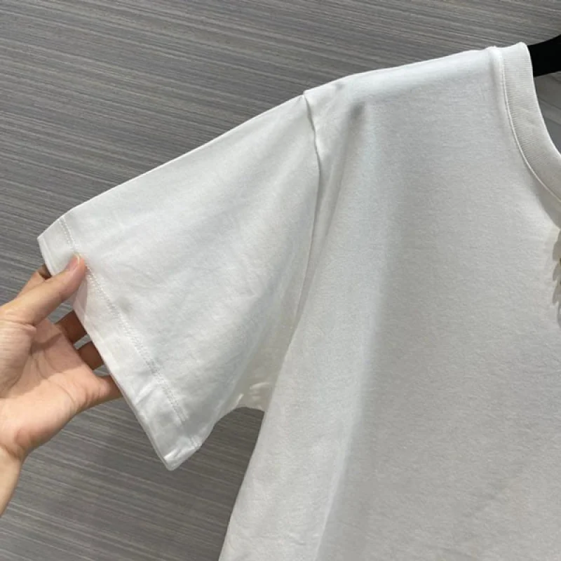 送料込 ルイヴィトン Tシャツ 偽物 トップス vuv16432