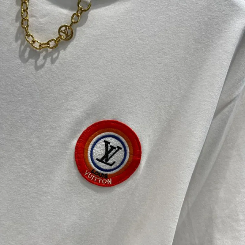 送料込 ルイヴィトン Tシャツ 偽物 トップス vuv16432