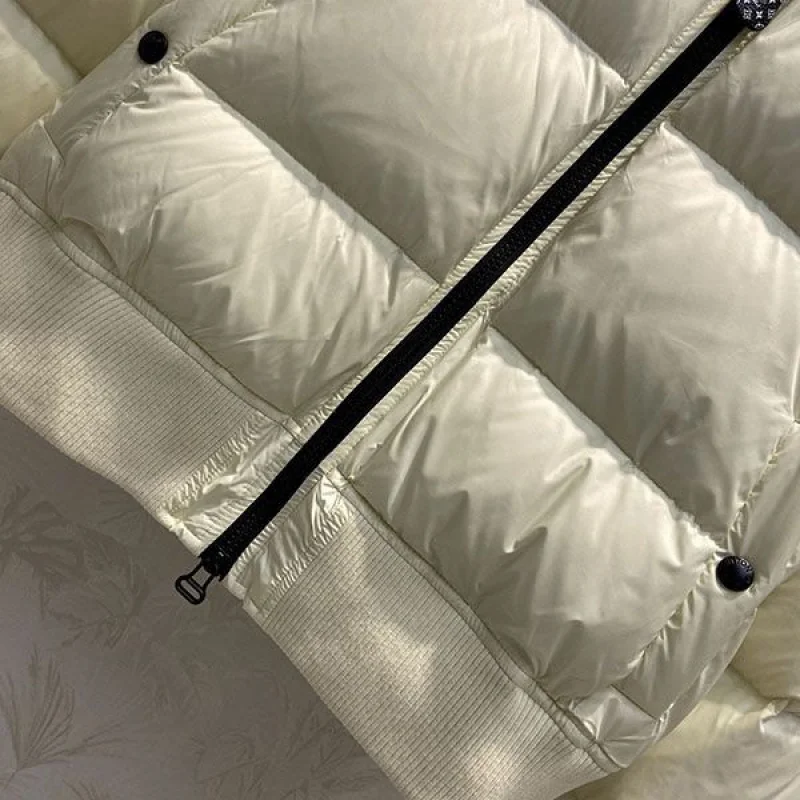 すぐ届く ルイヴィトン ショートダウンジャケット コピー vuv18544