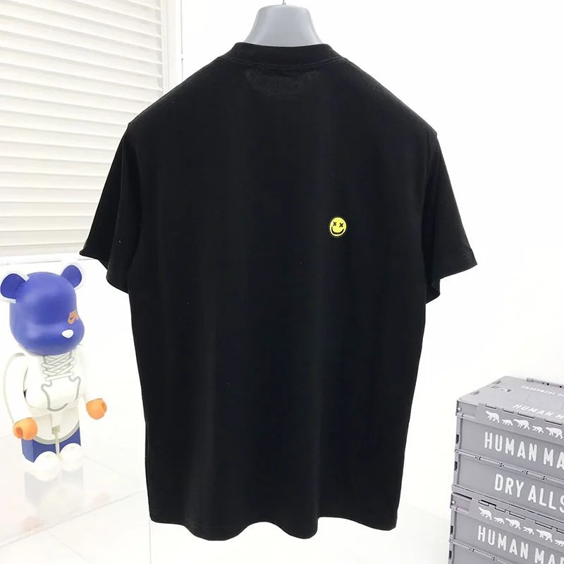 世界中で大人気♪★22SS人気 ルイヴィトン グラフィット Tシャツ 偽物★ vuv89212