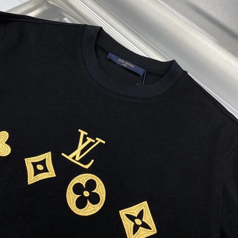 ☆超人気☆ルイヴィトン Tシャツ 偽物 選べる2色 vuv99176