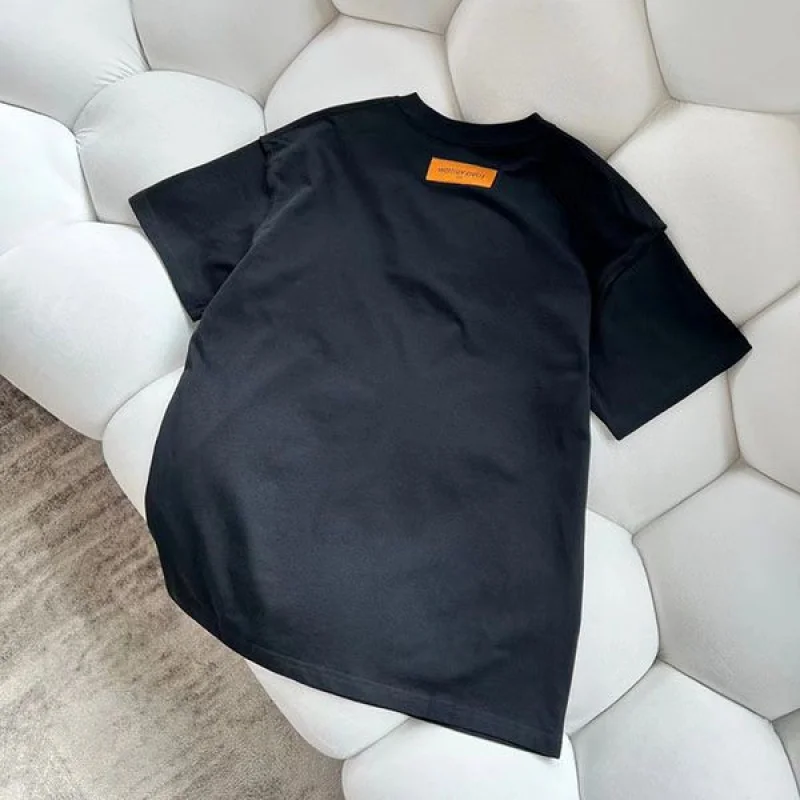 お洒落ルイヴィトン LV スプレッド バイカラー 嘿Tシャツ コピー vuw43970