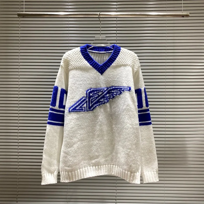 【日本未入荷】ルイヴィトン ニット コピー ステッチクルーネックニット vuw49428