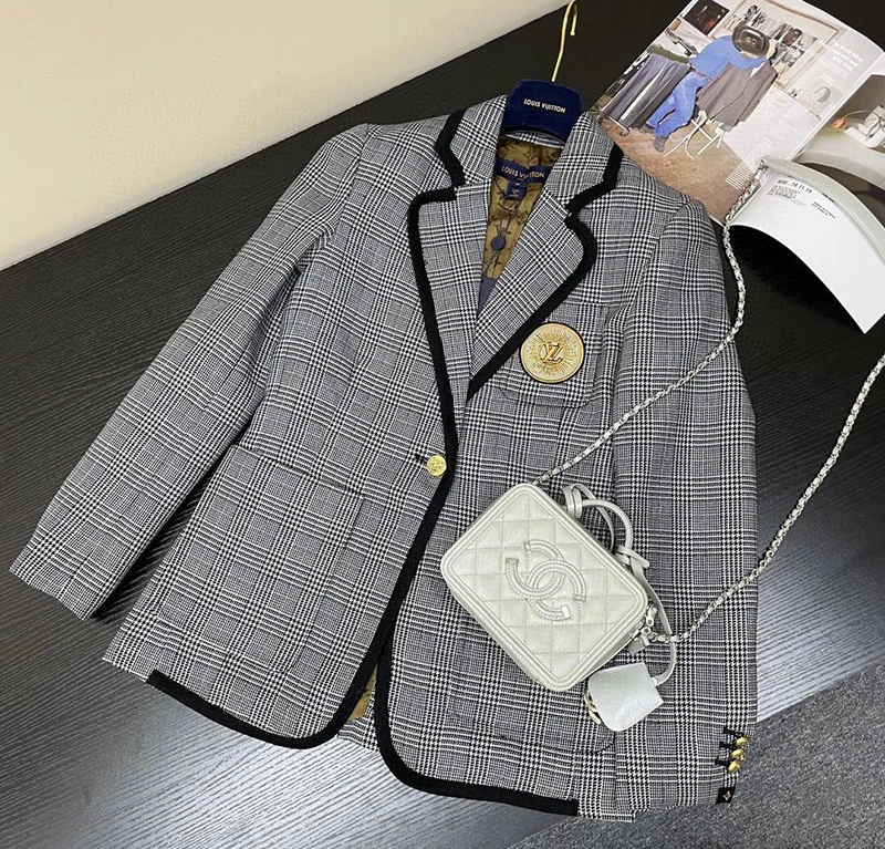 ☆超人気☆ルイヴィトン ダブルフェイスジャケット コピー スーツ モノグラム 紺 vuw58568