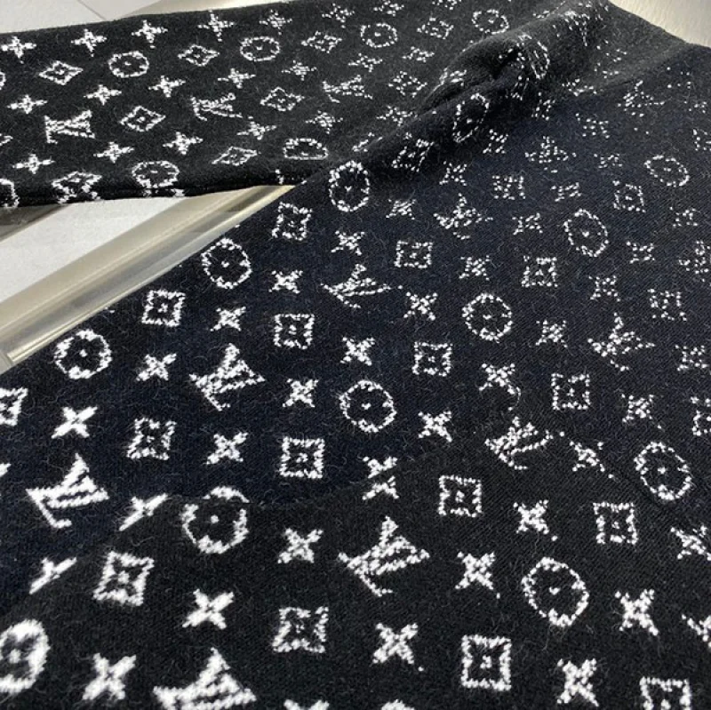 入手困難 ルイヴィトン LV グラディエント フーディ 偽物 vuw60834