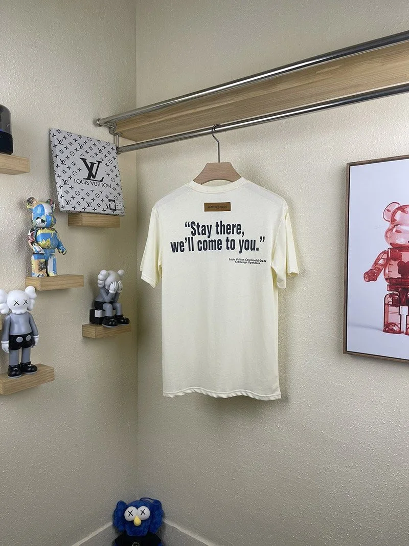 世界中で大人気♪ルイヴィトン☆プリントTシャツ偽物 vux69768