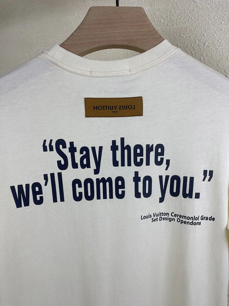 世界中で大人気♪ルイヴィトン☆プリントTシャツ偽物 vux69768