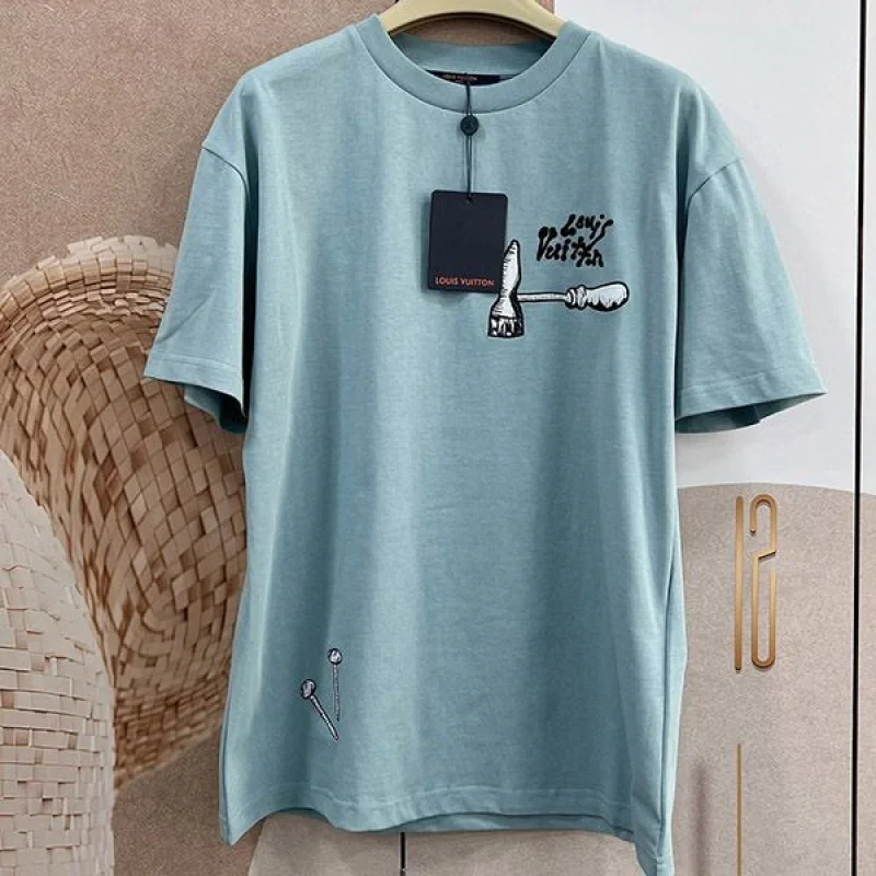 可愛い ルイヴィトン マルチツールエンブロイダードTシャツ 偽物 vux78613