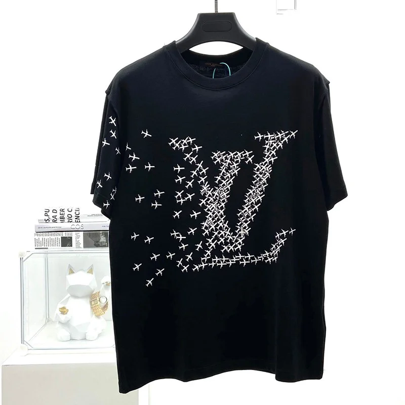 累積売上総額第1位!ルイヴィトン Tシャツ 偽物 限定 半袖 エンブロイダリー vuy37200
