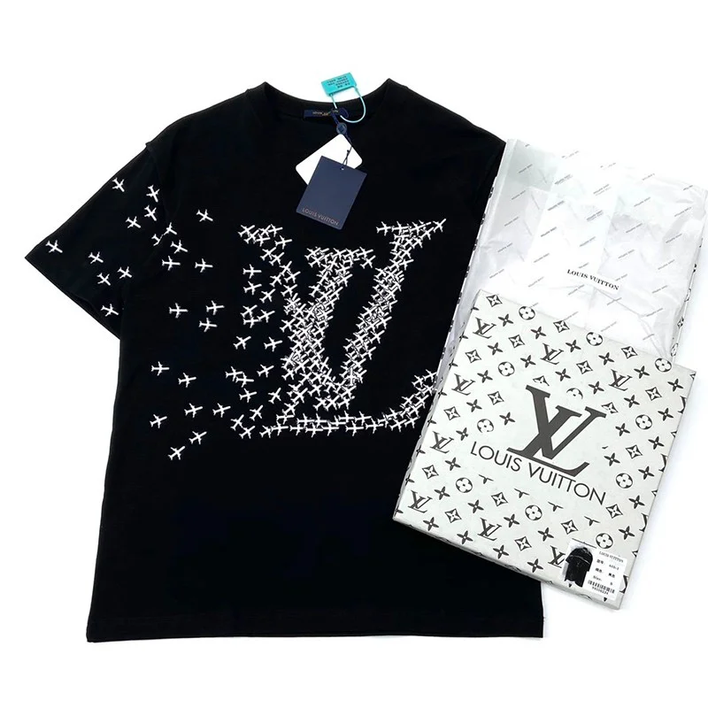 累積売上総額第1位!ルイヴィトン Tシャツ 偽物 限定 半袖 エンブロイダリー vuy37200