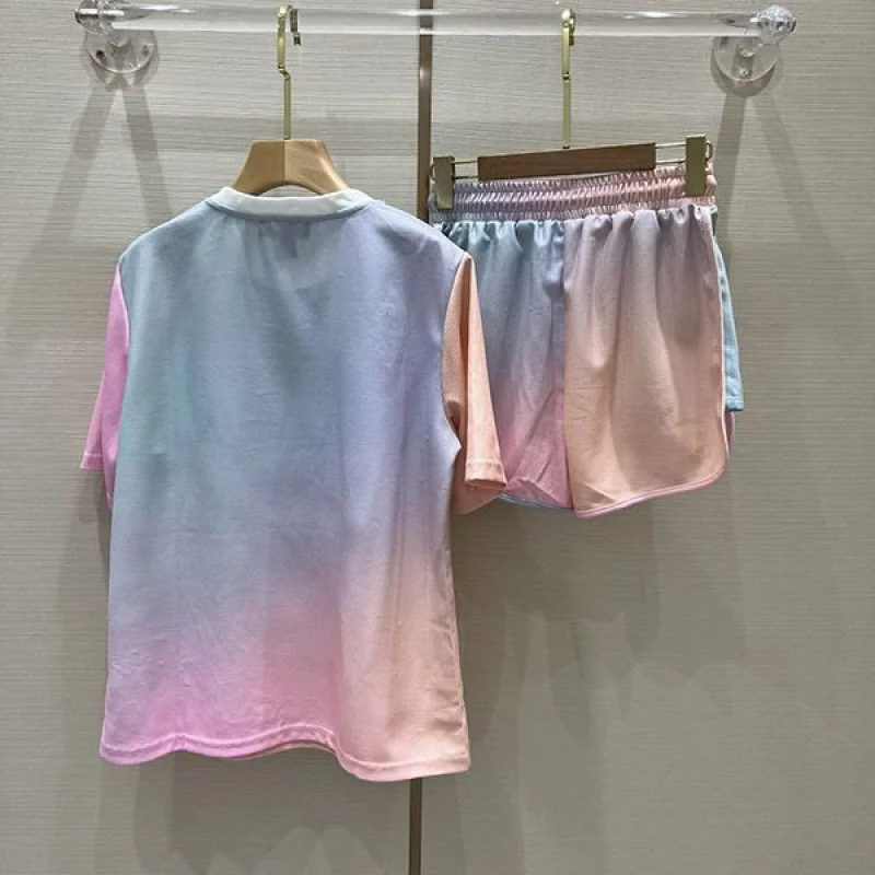 世界中で大人気♪ルイヴィトン グラディエントLVサークルTシャツ 上下セット 偽物 vuz42070