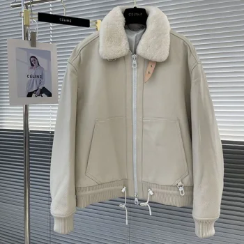 ルイヴィトン服 1A7Y8R スーパーコピー