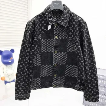 ルイヴィトン服 vua97974 スーパーコピー