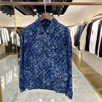 ​ルイヴィトン服 vug11608 スーパーコピー