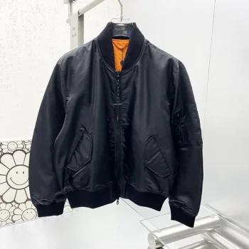 ルイヴィトン服 vuj39101 スーパーコピー
