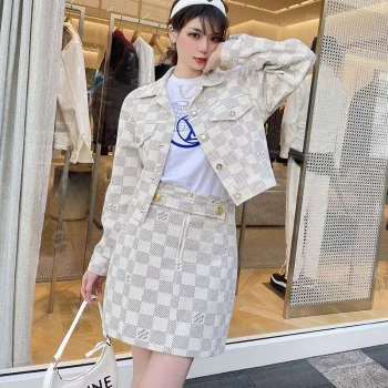 ルイヴィトン服 vuj75560 スーパーコピー