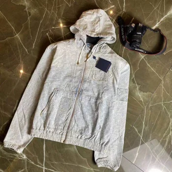 ルイヴィトン服 vun09879 スーパーコピー