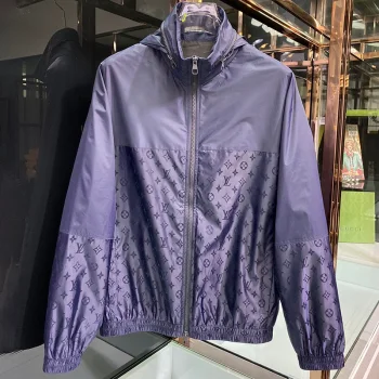 ルイヴィトン服 vuq75041 スーパーコピー