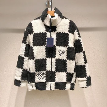 ルイヴィトン服 vuy41582 スーパーコピー