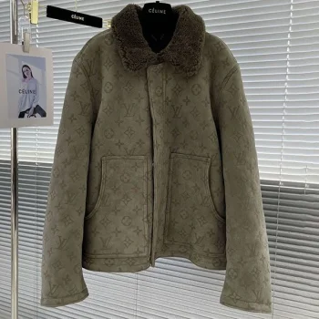 ルイヴィトン服 vuz49637 スーパーコピー
