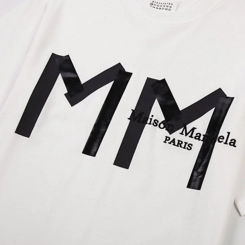 世界中で大人気♪メゾンマルジェラ ロゴ ホワイトTシャツ コピー Maa04954