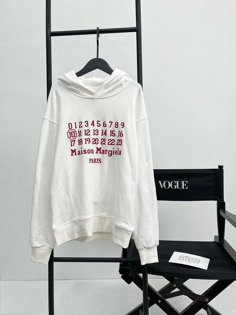 大人気！メゾンマルジェラ レディースフードロゴパーカーコピー Mag91492