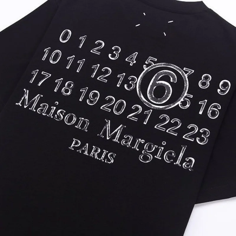 目を惹くカラー メゾン マルジェラ ナンバリング コピー ロゴ Tシャツ Mao92926