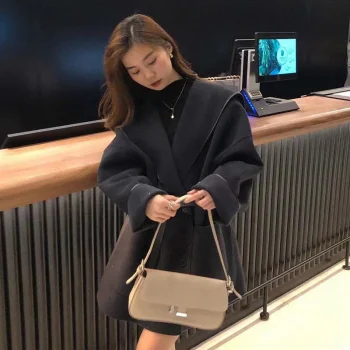 服 mar23475 スーパーコピー