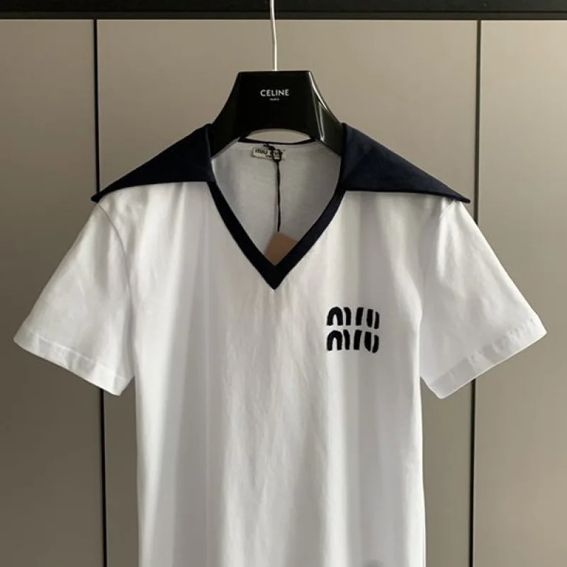 送料無料 ミュウミュウ 刺繍ロゴ付き コットン Tシャツ コピー myb57966