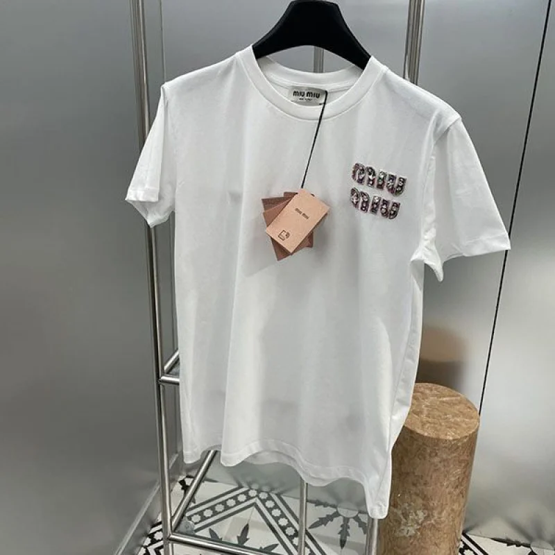 即発送 ミュウミュウ 刺繍入りコットンTシャツ コピー myf59063